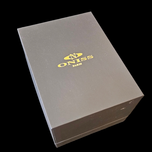 Oniss Paris Austrian Crystal Watch - Picture 11 of 14